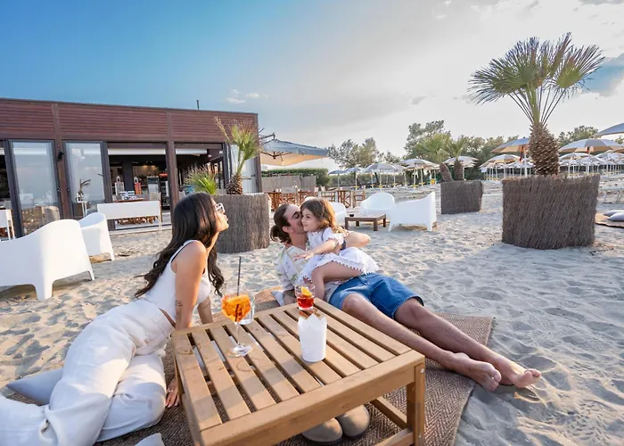 Club del Sole Spina Family Collection